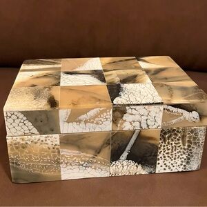 Natural Horn Inlay Decorative Box w/ Teak Wood Inside and Bottom
